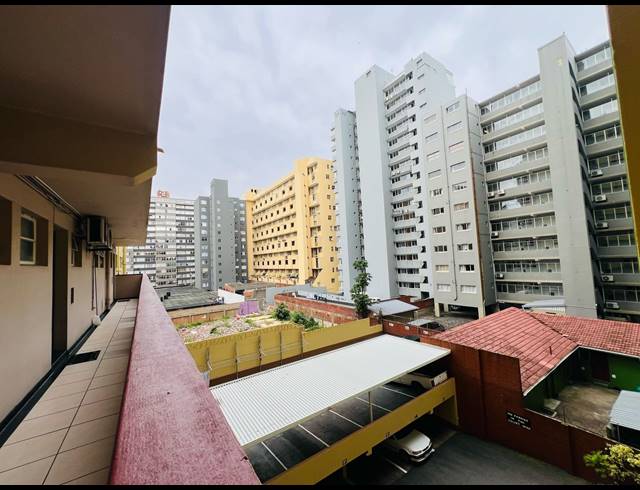 1 BEDROOM APARTMENT FOR SALE IN DURBAN CENTRAL